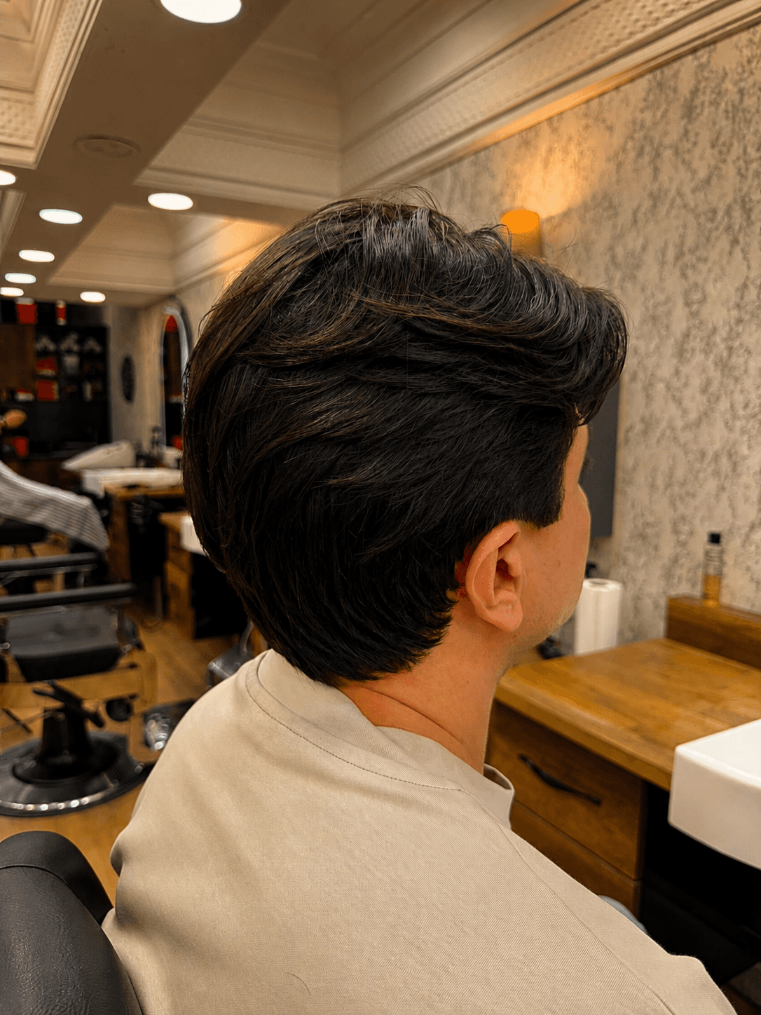 Salon 135 work 19